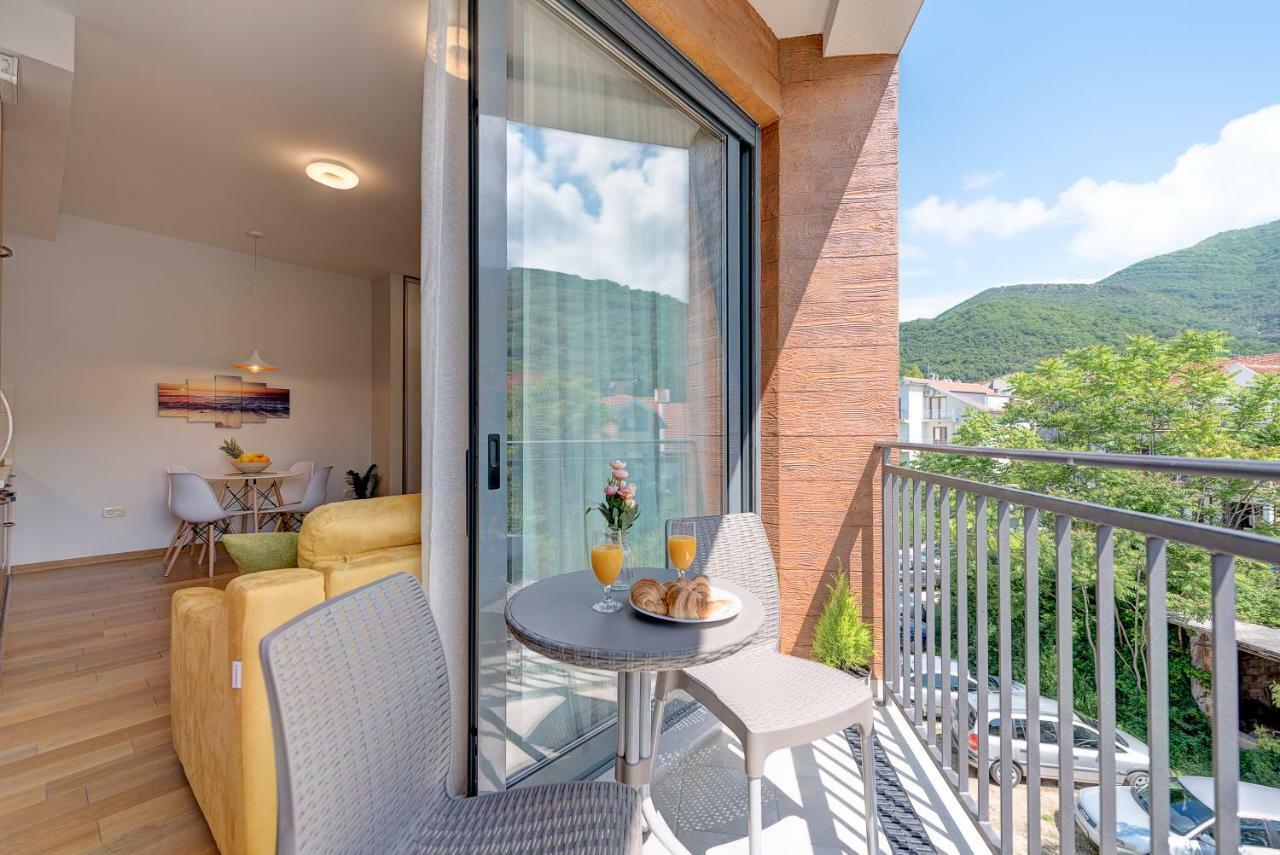 Апартаменты Sunray Тиват Экстерьер фото